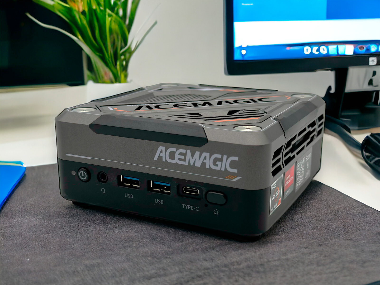 Acemagic AM18 Beoordeling Gaming Mini PC In Opvallende Cyberpunk Look