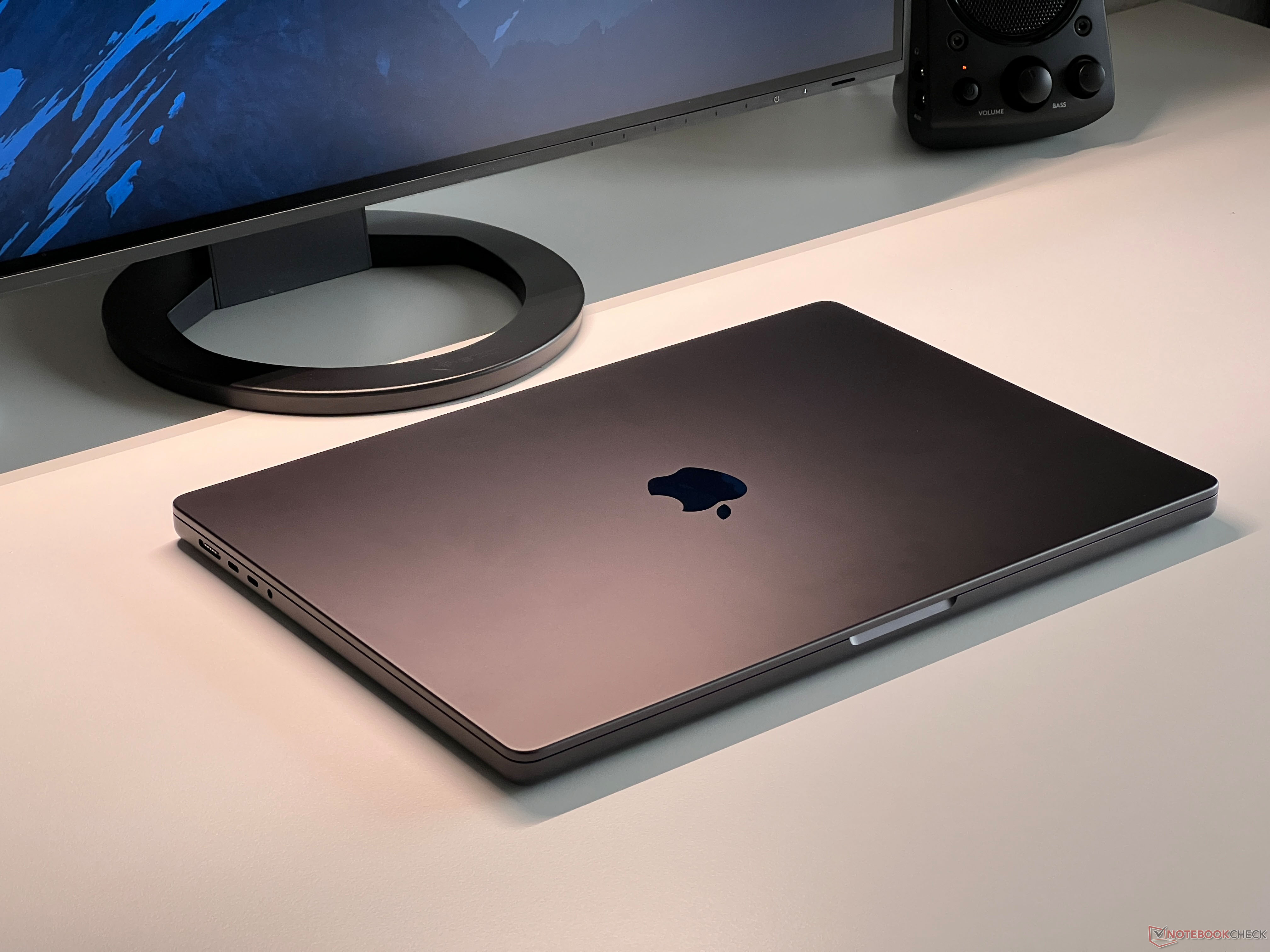 Apple MacBook Pro 16 2023 M3 review - Efficiëntie vóór prestaties -  Notebookcheck.nl