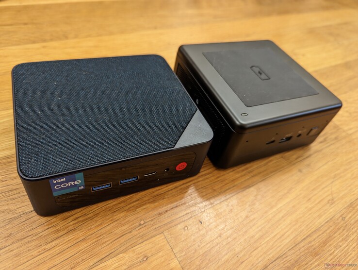 Links: Beelink SEi12, rechts: Intel NUC11TNK