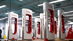 Tesla kan een Supercharger station in 4 dagen bouwen met prefabs (afbeelding: Tesla)