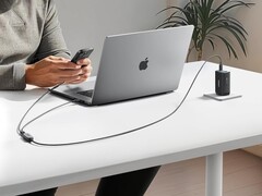 De Anker 2-in-1 USB-C naar USB-C kabel (180 cm, 140W, gevlochten) is nu verkrijgbaar bij Amazon Duitsland. (Afbeeldingsbron: Anker)