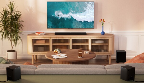 De Fire TV Soundbar Plus kan afzonderlijk worden gekocht of met een externe subwoofer en surround-luidsprekers. (Afbeeldingsbron: Amazon)