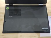 Lenovo ThinkPad T14s 2-in-1 Gen 1 (bron: Benjamin Herzig/Notebookcheck.com)