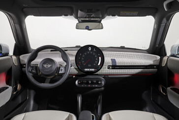 Het interieur van de Mini Cooper SE oogt minder rommelig dan dat van de vorige generatie, maar mist functies die sommigen als essentieel beschouwen. (Afbeelding bron: Mini)