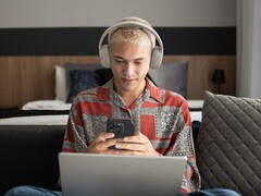 De SoundForm Surround is een nieuwe over-ear hoofdtelefoon (Afbeelding bron: Belkin)