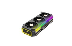 De RTX 5090 AMP Extreme Infinity. (Afbeeldingsbron: Zotac)