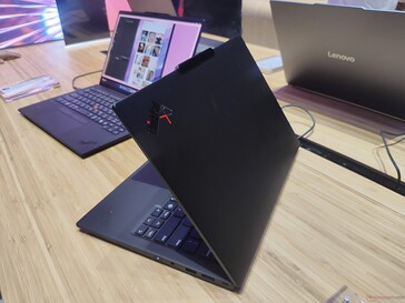 Lenovo ThinkPad X1 Carbon Gen 13 Aura Edition (bron: Benjamin Herzig)