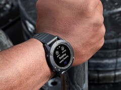 Garmin rolt een stabiele update uit, versie 27.00, voor smartwatches zoals de Fenix 6. (Afbeelding bron: Garmin)