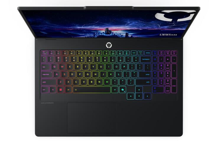 De Legion Pro 5i Gen 10 met zijn optionele RGB-toetsenbord. (Afbeeldingsbron: Lenovo)