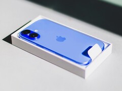 Het scherm van de Apple iPhone 16 bereikt slechts de 40e plaats op de DxOMark beste lijst. (Afbeeldingsbron: Bram Van Oost)