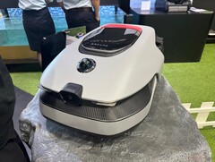 De Dreame Roboticmower A2 is te zien op IFA 2024. (Afbeeldingsbron: NotebookCheck)