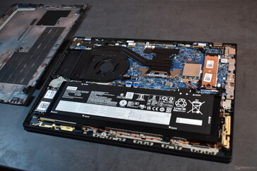 Lenovo ThinkPad T16 Gen 2: blik op de binnenkant
