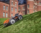 De Husqvarna Automower 535 AWD EPOS robotgrasmaaier wordt in 2025 gelanceerd. (Afbeeldingsbron: Husqvarna)