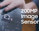 Sony's nieuwe 200 MP zou tot 20% groter kunnen zijn dan de ISOCELL HP2 op de Galaxy 25 Ultra. (Afbeelding Bron: Samsung)