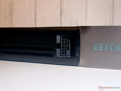 Verzonken 12V-2x6 connector