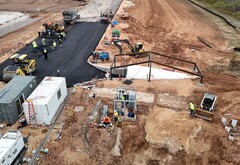 Drone foto&#039;s onthullen Cybertruck-vormige tunnel bij Tesla&#039;s Giga Fabriek (Beeldbron: JoeTegtmeyer/X)