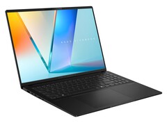 De Asus Vivobook S 16 (S5606CA) is met slechts 1,5 kg (3,31 lbs) relatief licht. (Afbeelding bron: Asus)