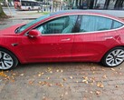 Model 3 heeft lage brandstof- en onderhoudskosten, maar hoge verzekeringskosten (Afbeelding bron: Notebookcheck)