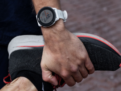 Softwareversie 20.26 is nu beschikbaar voor de Garmin Forerunner 955. (Afbeelding bron: Garmin)