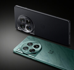 OnePlus zal zijn volgende vlaggenschip waarschijnlijk leveren in zijn traditionele groene en zwarte kleuropties zoals de OnePlus 12, op de foto. (Afbeeldingsbron: OnePlus)