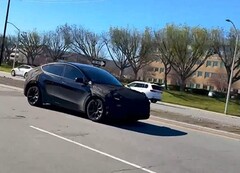 Tesla Model Y &quot;Juniper&quot; gespot in het openbaar in de VS (Foto bron: Teslaconomics op X)