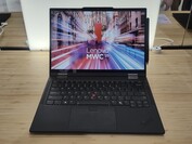 Lenovo ThinkPad T14s 2-in-1 Gen 1 (bron: Benjamin Herzig/Notebookcheck.com)