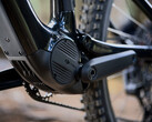 Het DJI Avinox aandrijfsysteem maakt zijn eMTB-debuut op de Amflow PL, bedoeld als een lichtgewicht carbon elektrische mountainbike met veel vermogen. (Afbeeldingsbron: DJI)