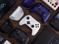 De 8BitDo Ultimate 2 wordt geleverd in drie bekende kleuren met ondersteuning voor RGB-verlichting. (Afbeeldingsbron: 8BitDo)