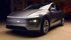 Model Y Juniper wordt geleverd met adaptieve matrixkoplampen (Afbeelding bron: Jay Leno/YT)