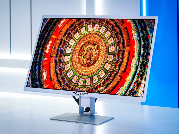 Het 4K IJP OLED-paneel van TCL heeft een diameter van slechts 21,6 inch. (Afbeeldingsbron: TCL)