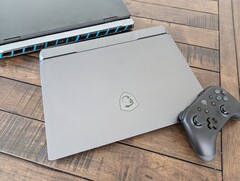 De MSI Vector 16 HX verfrist de krachtige gaming-laptop van 2024 met de nieuwste hardware van Intel en Nvidia. (Hierboven afgebeeld is de MSI Vector 16 HX van 2024.) (Foto bron: Notebookcheck)