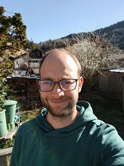 Een selfie met de Redmi Note 14 Pro LTE. Afbeeldingsbron: Benedikt Winkel