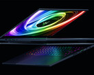 De nieuwste Razer Blade 16 heeft een opnieuw ontworpen toetsenbord en nieuwe interne hardware. (Afbeeldingsbron: Razer)