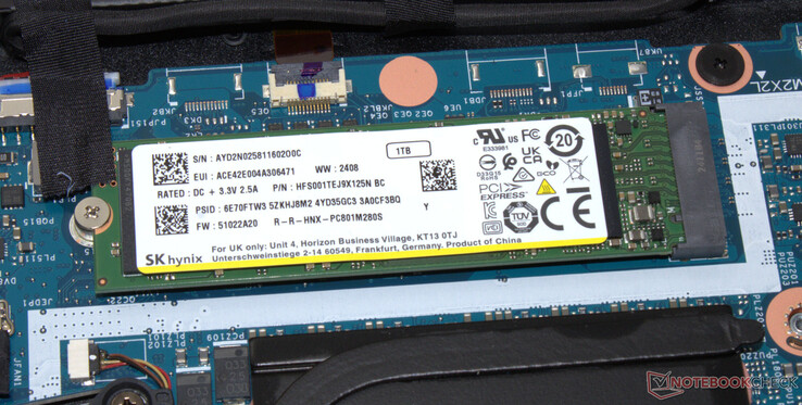 Een PCIe 4 SSD dient als de systeemschijf.