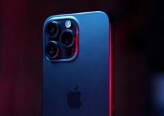 De Apple iPhone 16 Pro Max krijgt naar verluidt een batterij met een hogere energiedichtheid. (Afbeelding: Rohan)