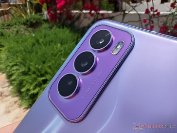 Oppo Reno12 Pro hands-on afbeelding (via Notebookcheck)