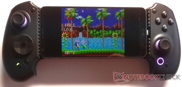 Het spelen van Sonic the Hedgehog voelde meteen thuis met de Abxylute S9-controller. (Afbeeldingsbron: Notebookcheck)