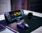 De Asus ROG Ally is hard op weg om de eerste SteamOS-aangedreven gaming-handheld te worden die niet door Valve is gemaakt. (Afbeeldingsbron: Notebookcheck)