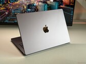 M5 Max met inconsistente prestaties en throttling-problemen - Apple MacBook Pro 14 Review