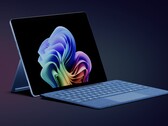 De ARM-gebaseerde Surface Pro is uitgerust met een Snapdragon Elite X-chip met maximaal 12 cores en kan zich meten met de MacBooks uit de M-serie van Apple. (Bron: Microsoft)