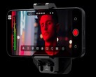 Met het Atomos Ninja Phone accessoire voor de iPhone 15 Pro en Pro Max kan de telefoon externe video-inputs opnemen en live streamen via HDMI. (Bron: Atomos)
