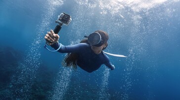 Insta360 Ace Pro 2 is nu waterdicht tot 39 voet (Afbeelding bron : Insta360)