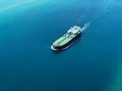 Finse autoriteiten houden Russisch schaduwvlootschip aan na beschadiging Baltische Zeekabel (Beeldbron: Haydn, Unsplash)