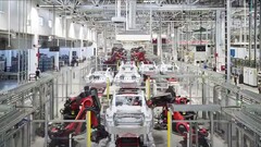 Tesla Giga Shanghai onderbreekt productie Model Y om upgrades te installeren (Afbeelding bron: Tesla op Weibo)