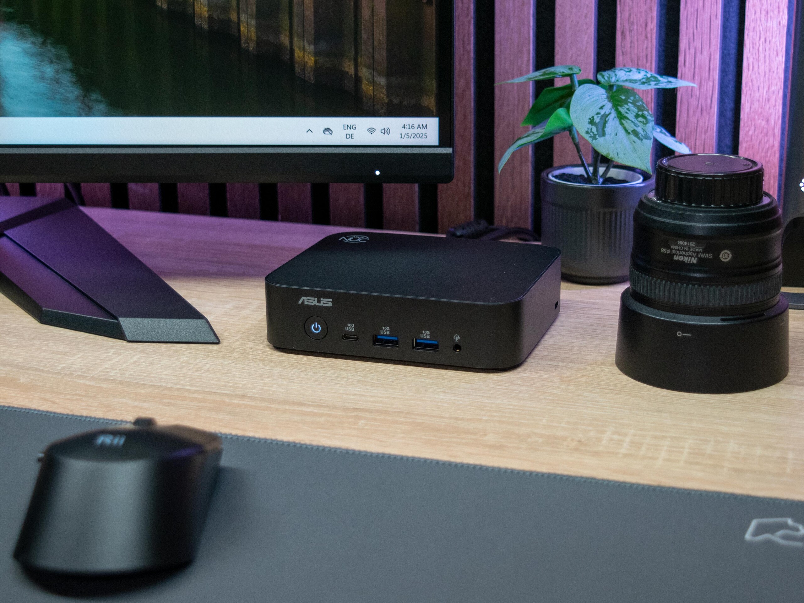 Asus NUC 14 Essential