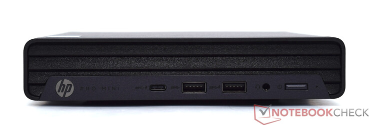Voorkant: USB Type-C 20 Gbit/s, 2x USB Type-A 10 Gbit/s, 3,5 mm audio