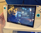 Tencent 3D gaming handheld heeft nog geen releasedatum of prijs (Afbeelding bron: The Verge)