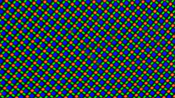 Het OLED-display is gebaseerd op een RG/BG sub-pixelmatrix die uit één rode, één blauwe en één groene lichtemitterende diode bestaat