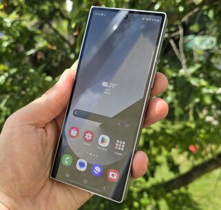 Samsung Galaxy Z Fold 6 smartphone test