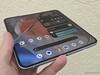 Google Pixel 9 Pro Fold smartphone Notebookcheck test (afbeeldingsbron: Marcus Herbrich)